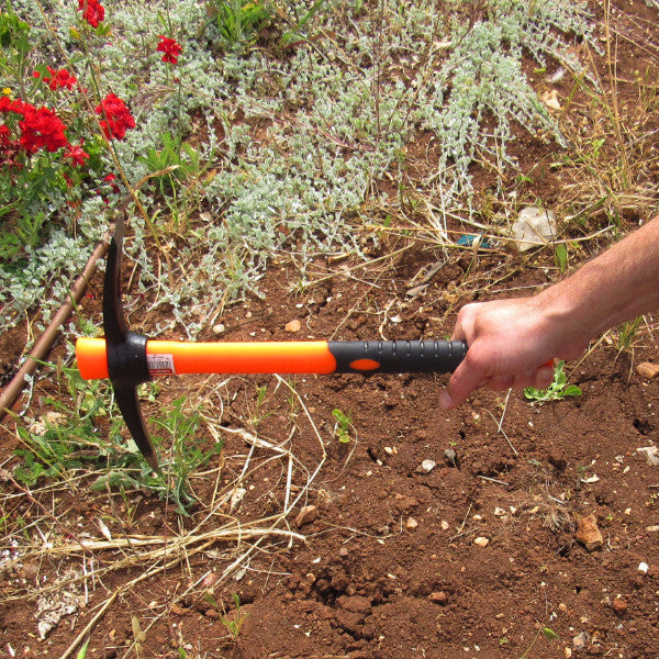 TABOR TOOLS J62A Mini Pick Mattock with Strong Light-Weight 15-Inch Fiberglass Handle